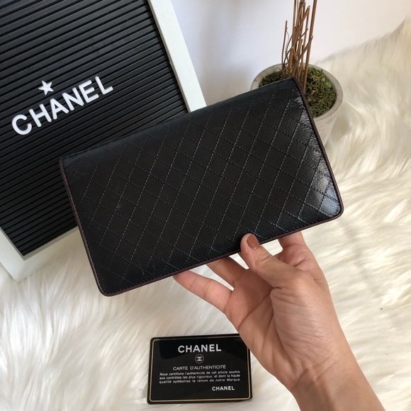 CHANEL Black Quilted Wallet - Picture 3 of 10